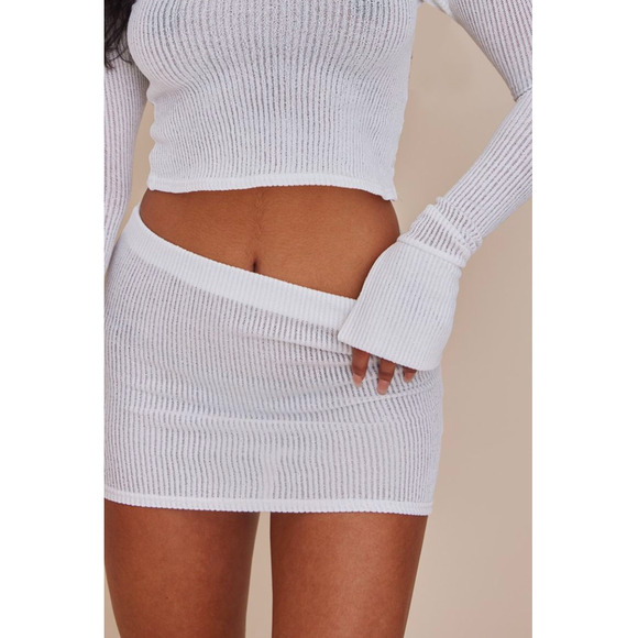 PrettyLittleThing 2 Piece Outfit Sheer Top and Bottom Top Size 2 Bottom Size 0 - Picture 4 of 9